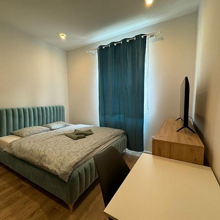 Central Newest Studio Bastova Košice Eksteriør billede